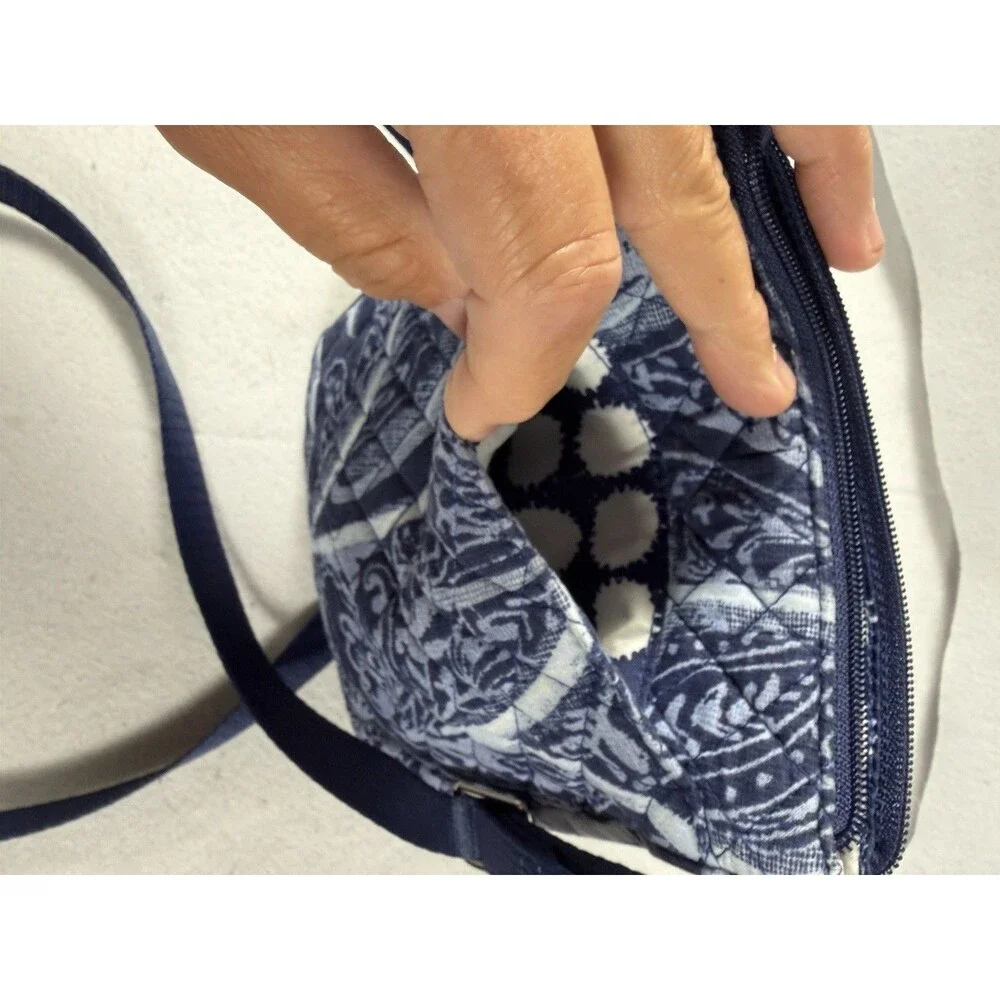Vera Bradley Paisley Noir Crossbody Bag Quilted Cotton Blue Floral 8 X 8